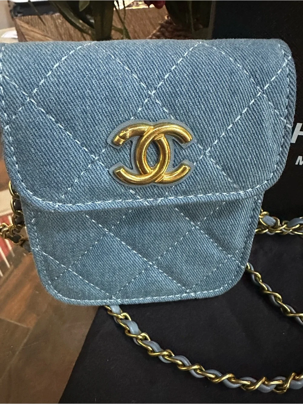 New Authentic CHANEL VIP Beauty Blue Denim Quilted Mini Crossbody bag purse Gold - Picture 3 of 15